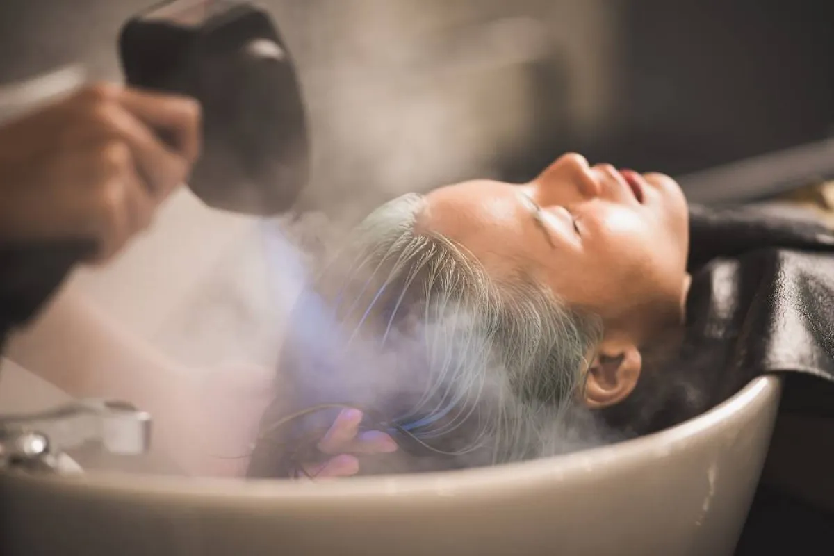 علاج الأوزون للشعر وفروة الرأس