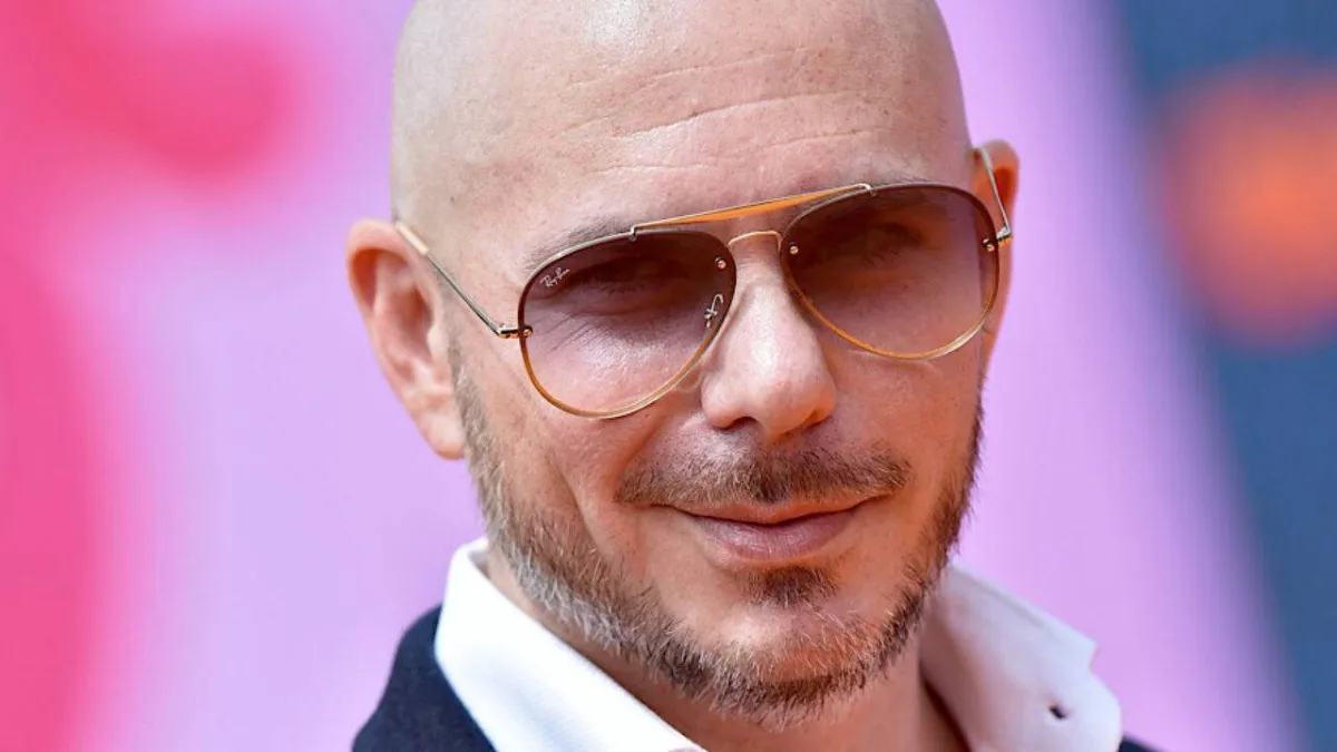 النجم Pitbull - الصورة من Hollywood Insider