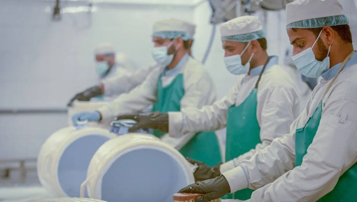 خلال عمليات التنظيف في المسجد الحرام