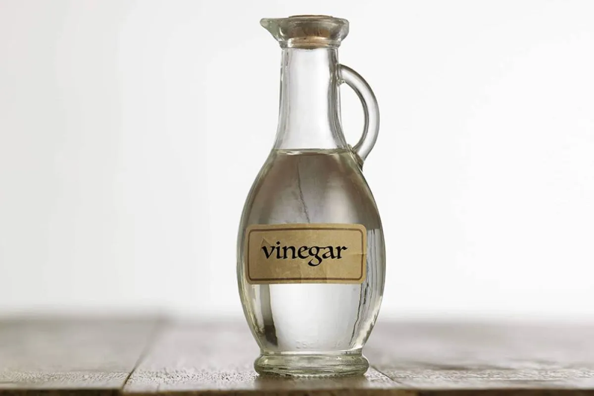 فوائد صحية عديدة للخل الأبيض للنساء