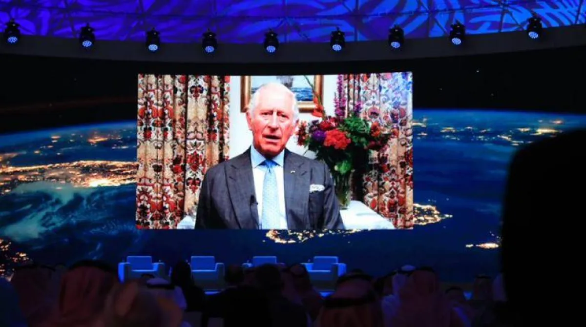 ولي العهد البريطاني خلال إلقاء كلمته عن بُعد- الصورة من صحيفة الشرق الأوسط