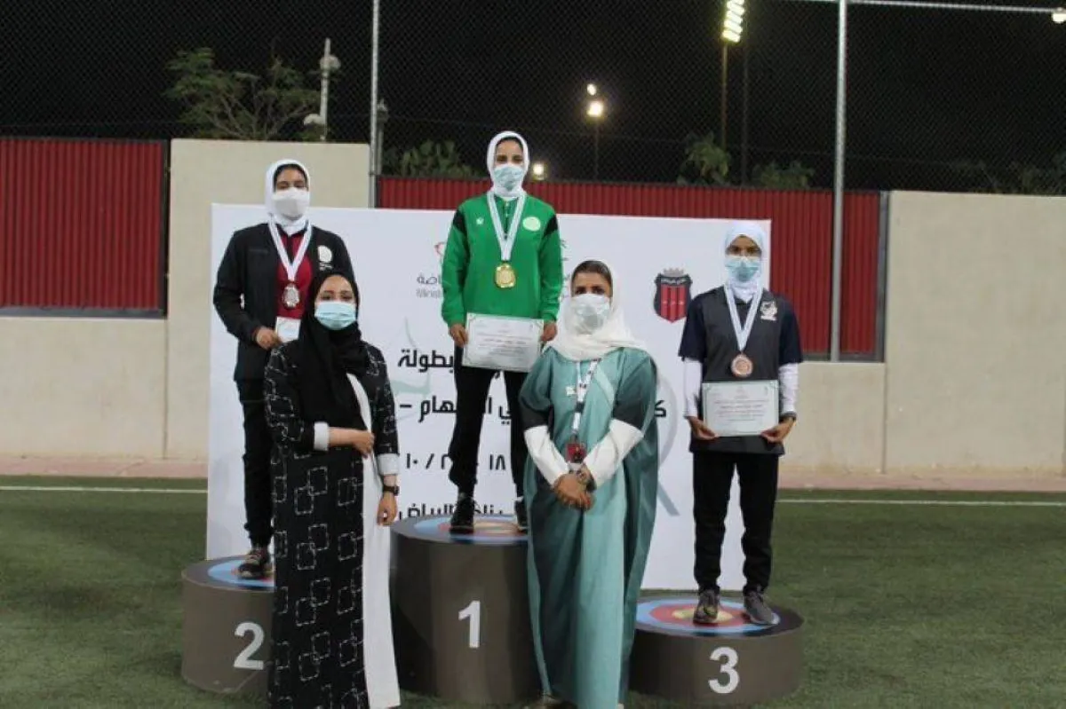 الفائزات في منافسات 70م