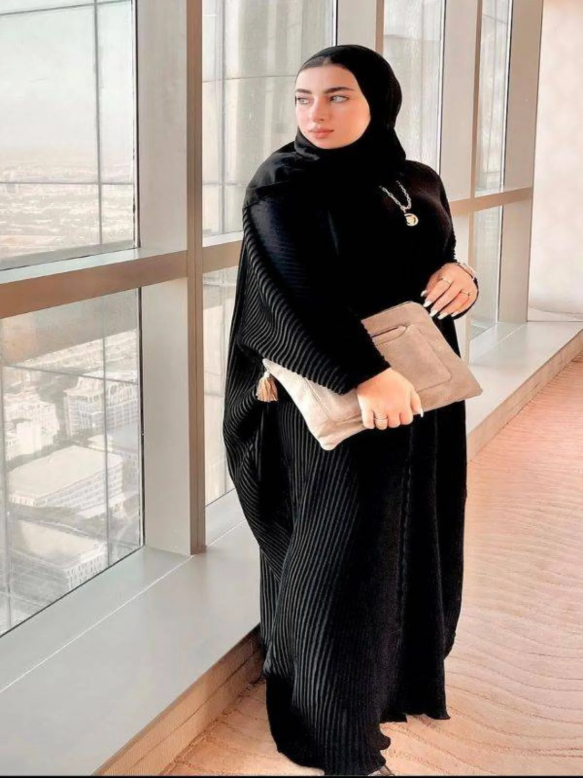 هدير عاطف بعباية بيليسية