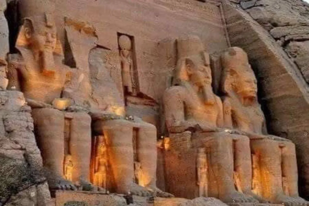 معبد أبو سمبل فى أسوان