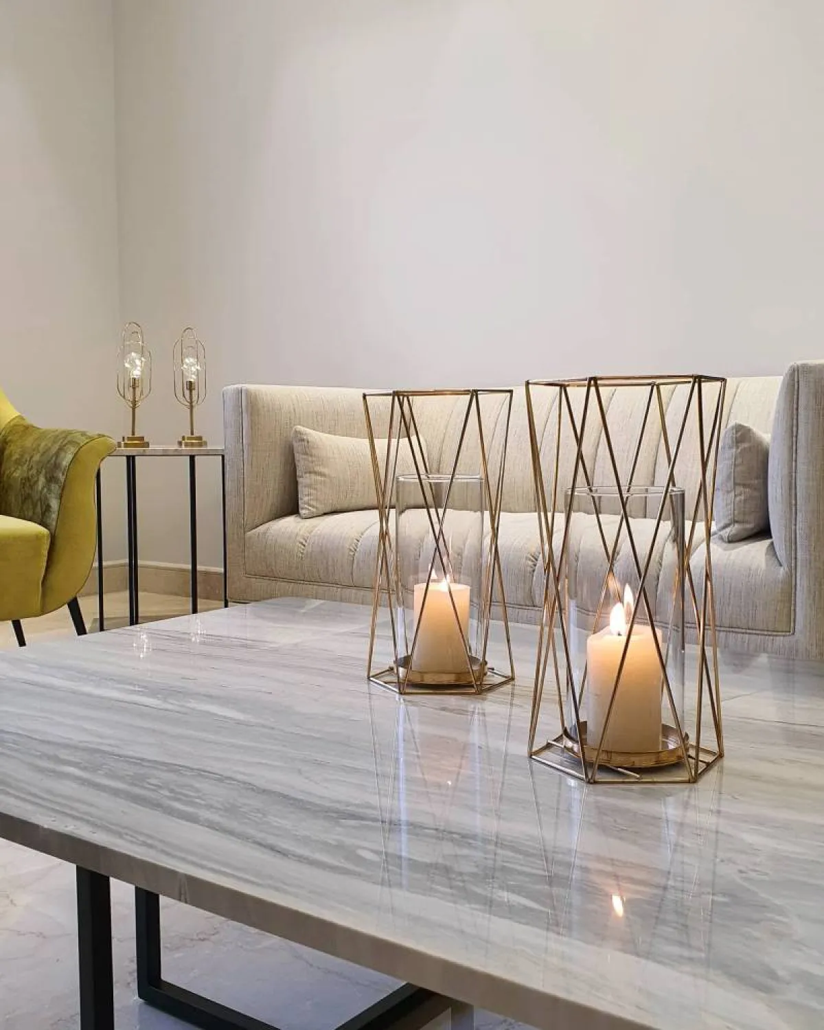 من الهامّ اختيار أشكال الشموع حسب نمط الديكور 