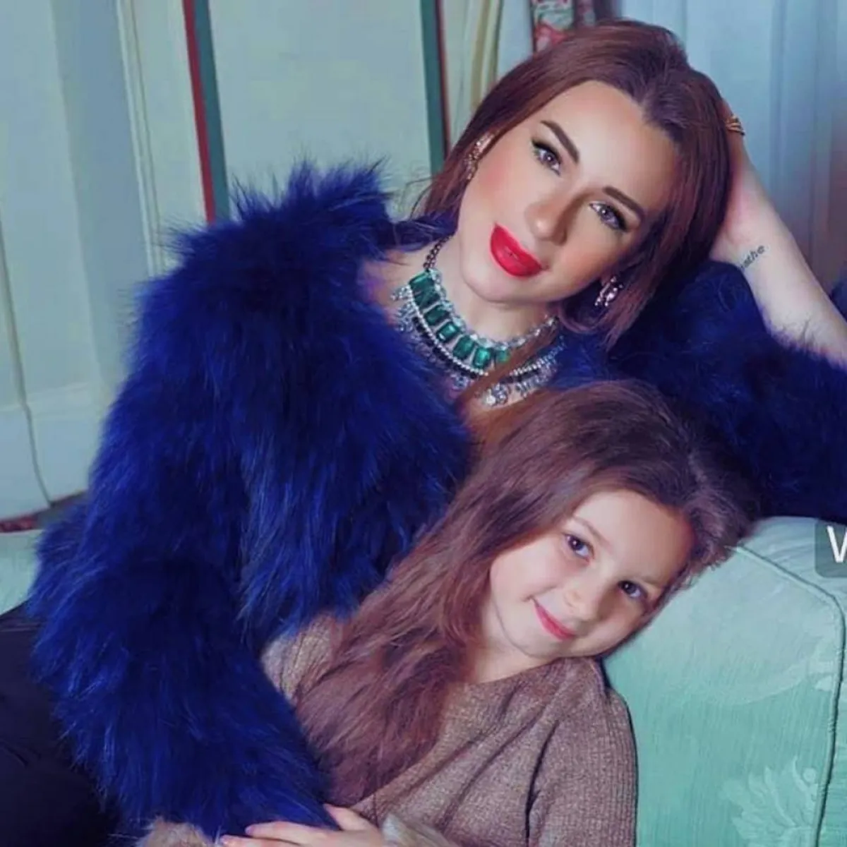 أسما شريف منير وابنتها الوحيدة - الصورة من حسابها على انستغرام