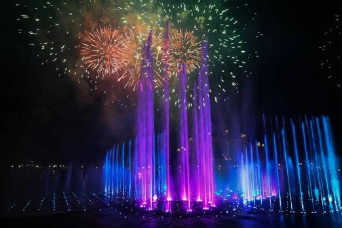 نافورة دبي- رويترز