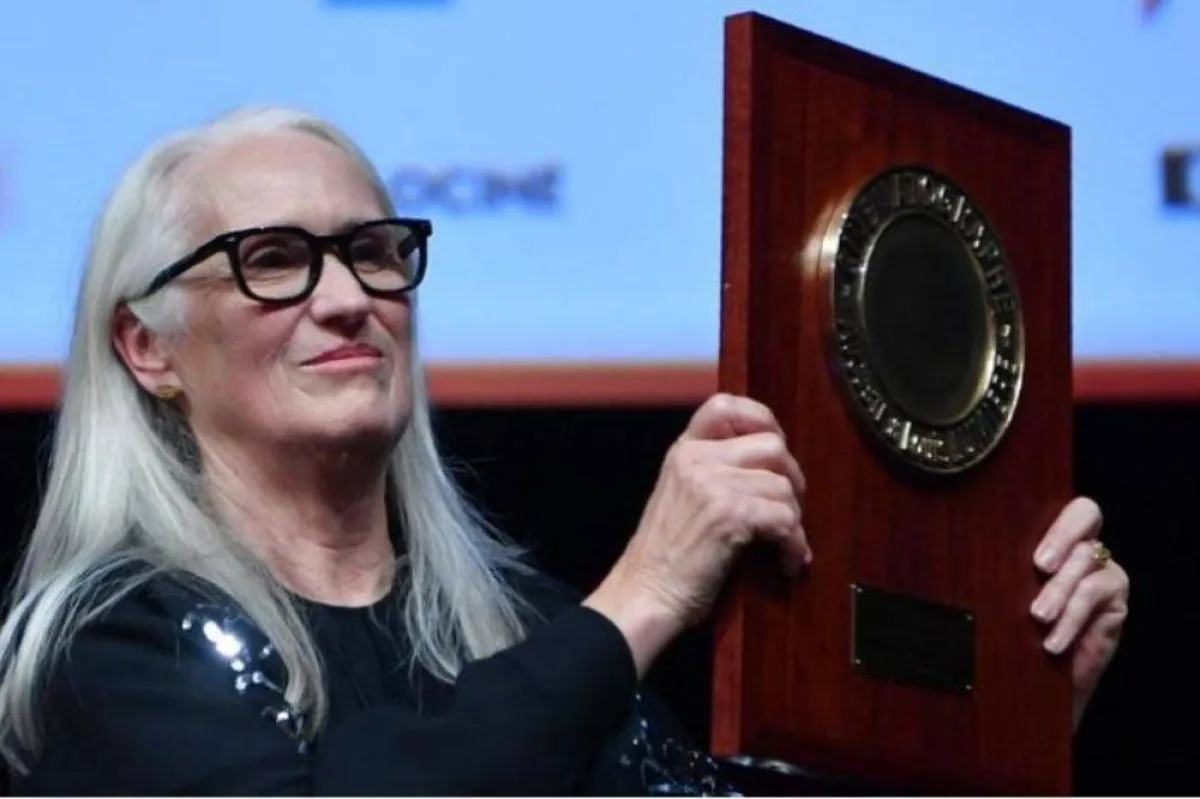 المخرجة جين كامبيون