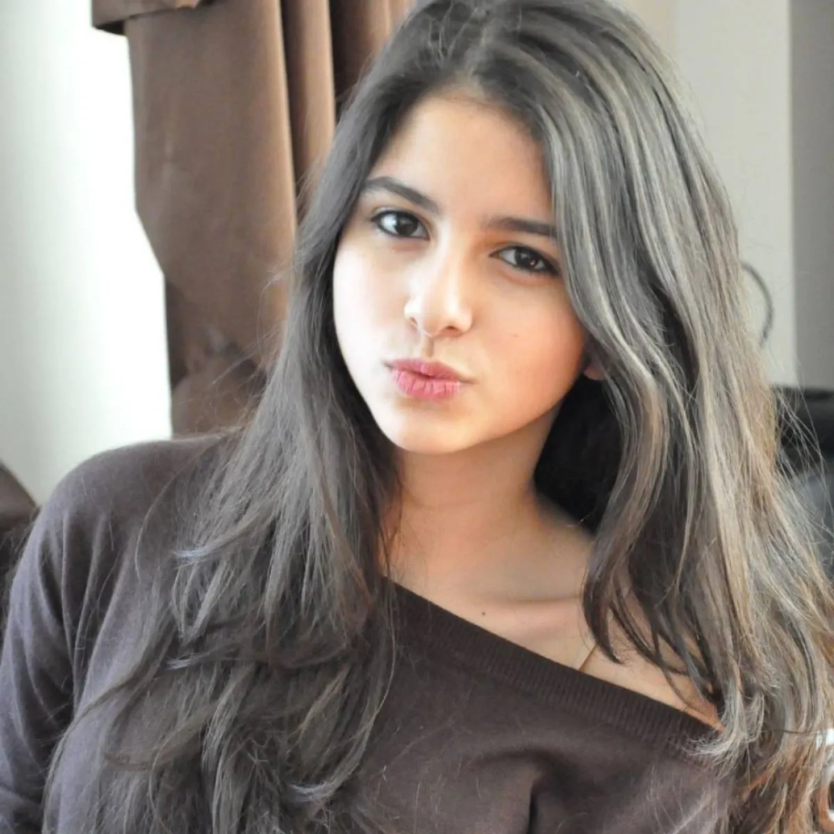  المرأة الجميلة