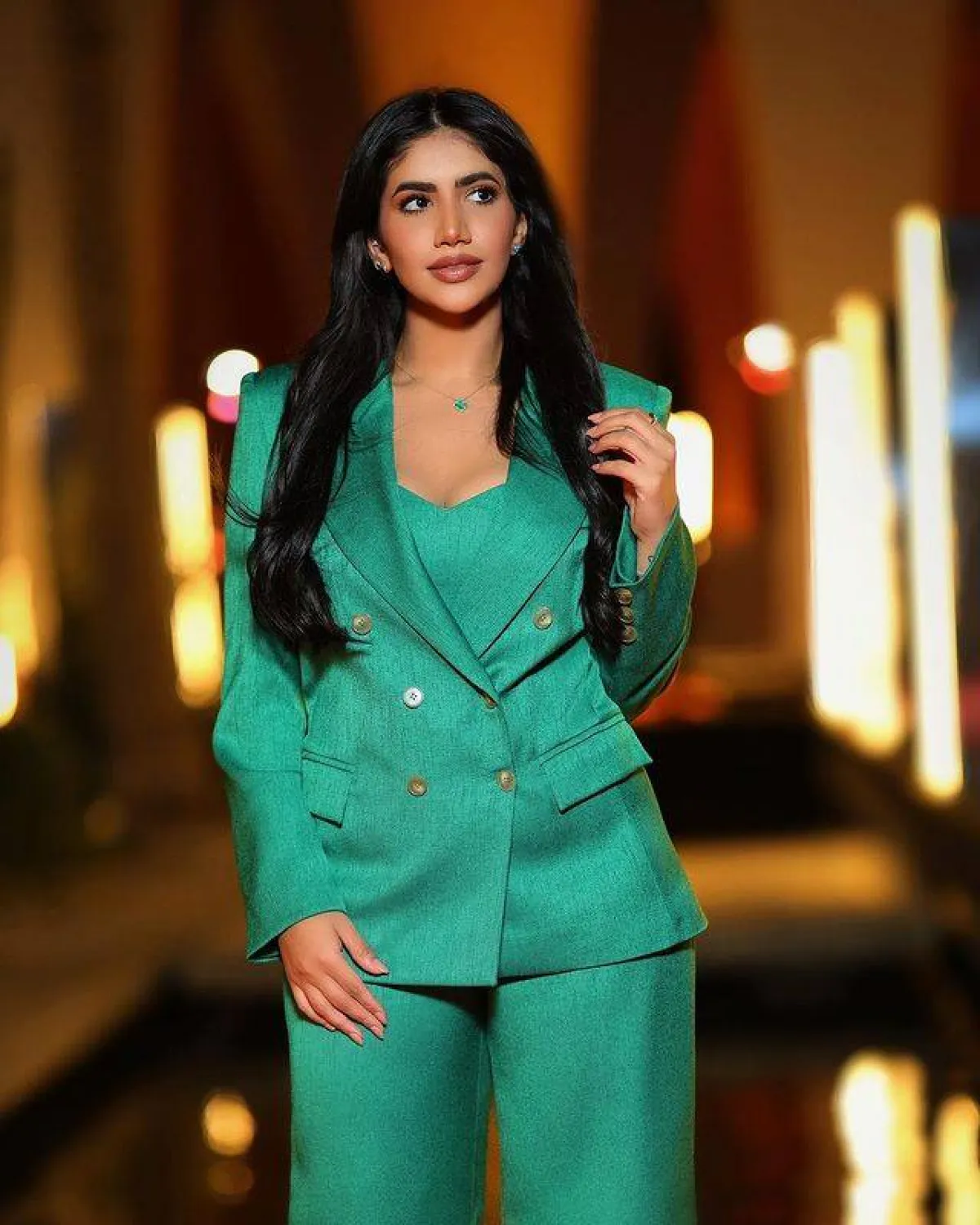 قلادة نور ستارز في مهرجان الجونة السينمائي-الصورة من حسابها على انستغرام