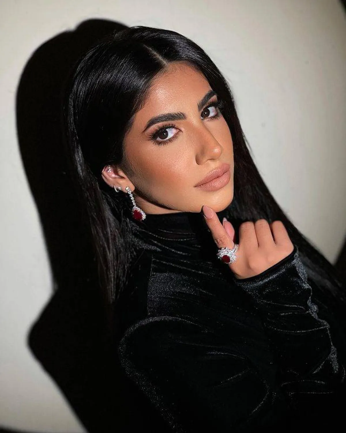 نور ستارز بمجوهرات يسايان-الصورة من حسابها على انستغرام