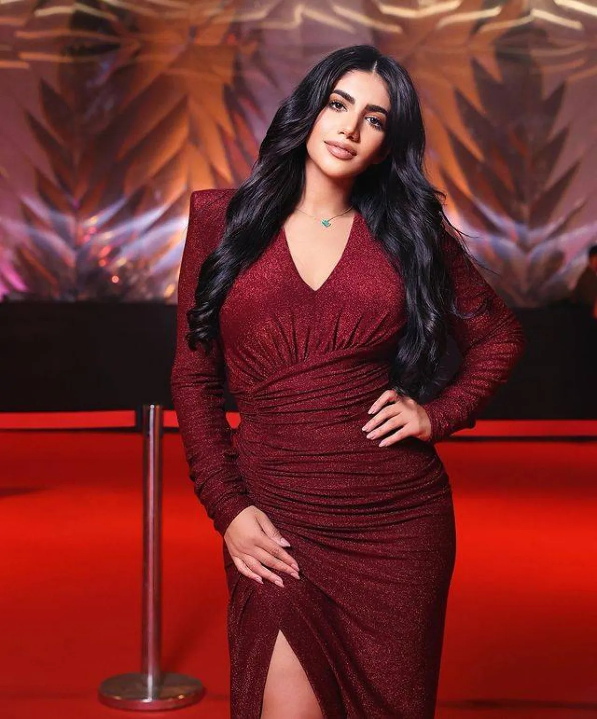 نور ستارز بنفس القلادة في مهرجان الجونة-الصورة من حسابها على انستغرام