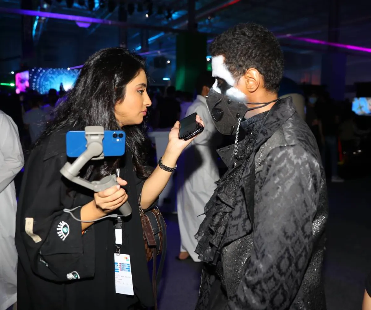 إقبال كبير على فعاليات مهرجان رش