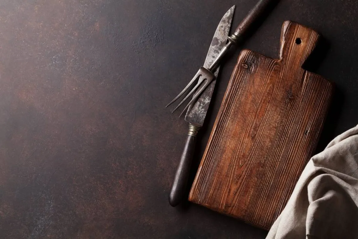 طرق لاستعادة لمعان أدوات الطعام الصدئة 