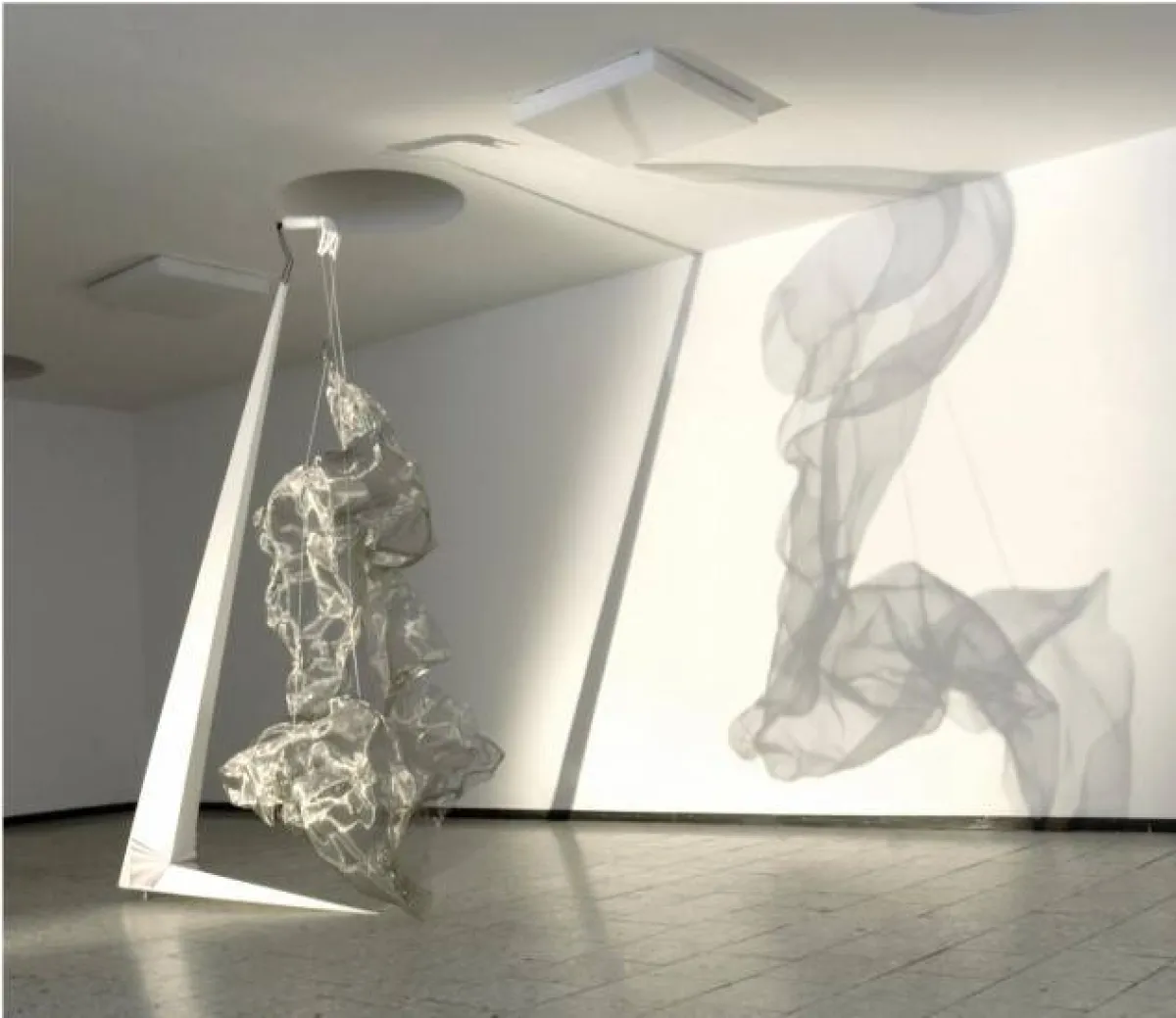 من منحوتات  نايري باغراميان