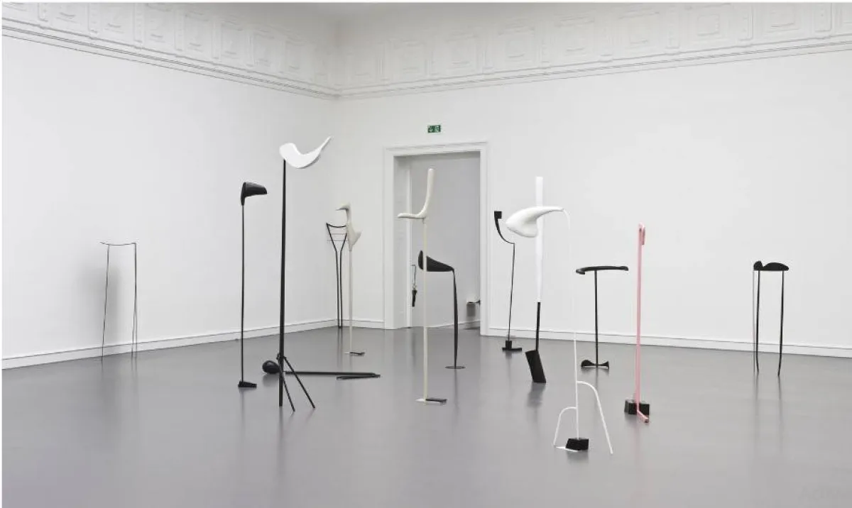 من منحوتات  نايري باغراميان