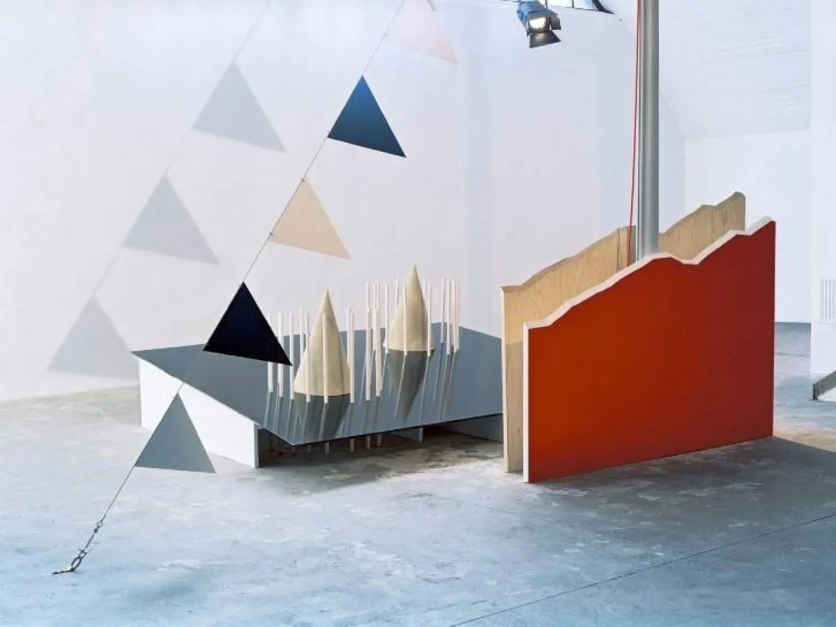 من منحوتات  نايري باغراميان