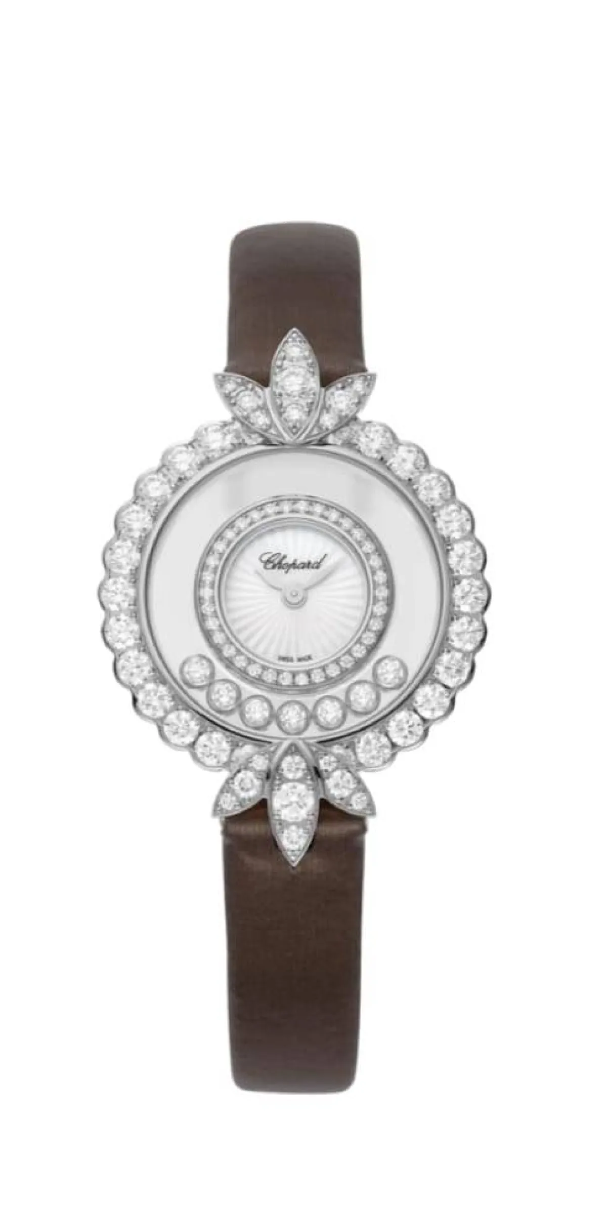 ساعة يد نسائية باللون البني من شوبارد chopard