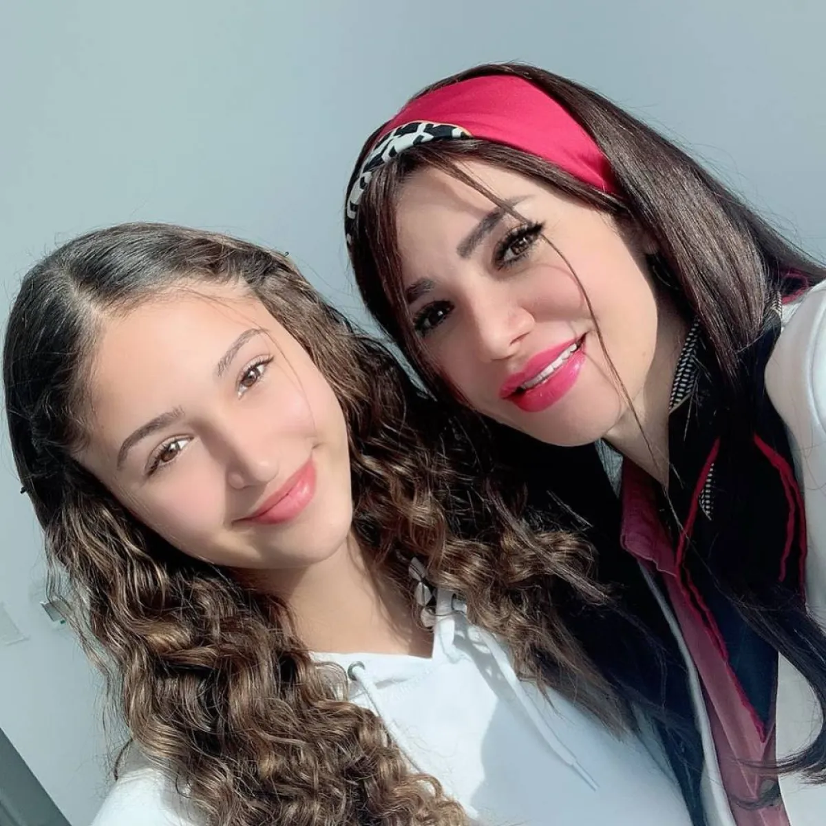 لقاء سويدان وابنتخا جومانة - الصورة من حساب لقاء على انستغرام