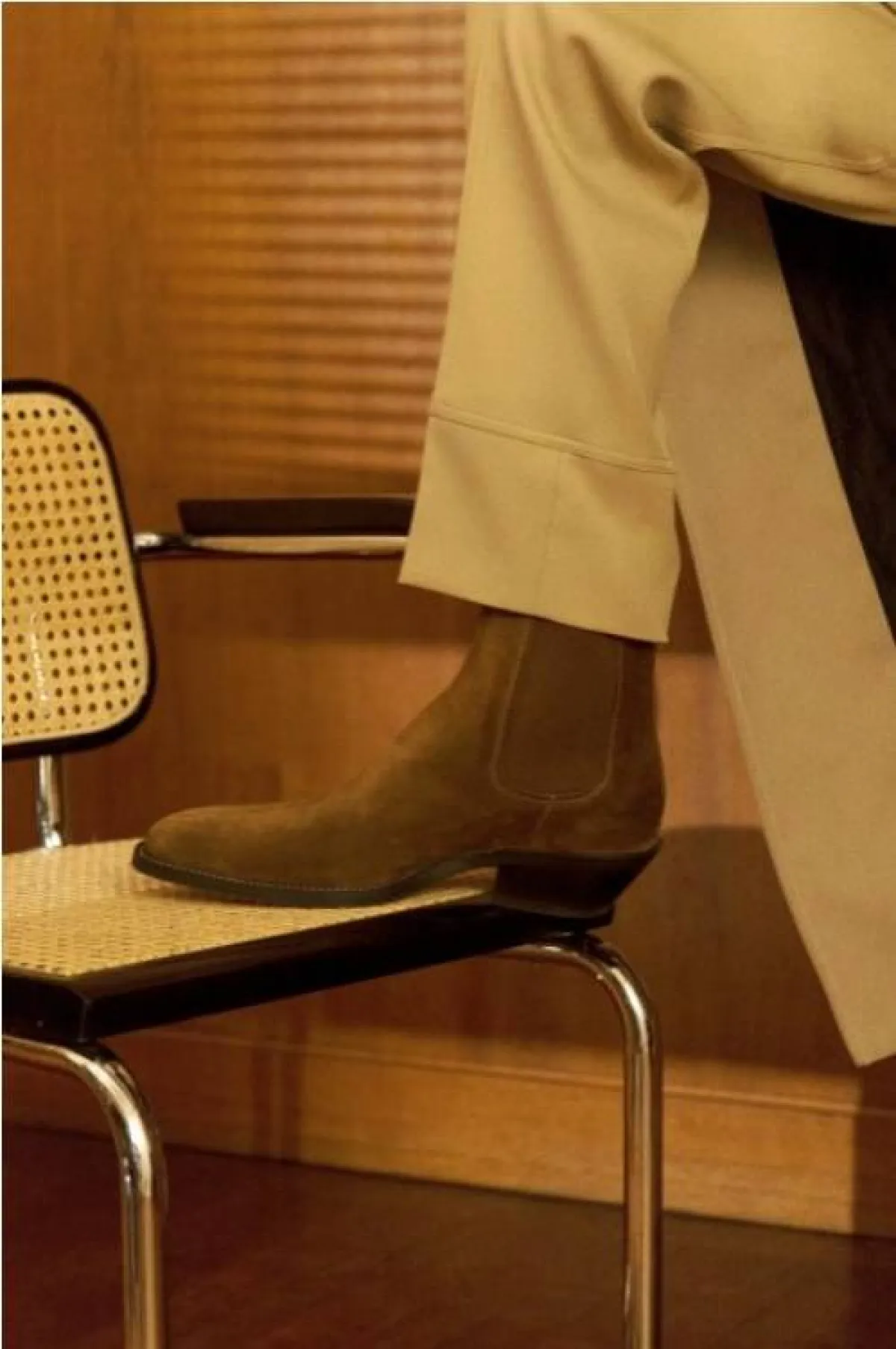 حذاء مصنوع من الشاموا من تودز  Tod's