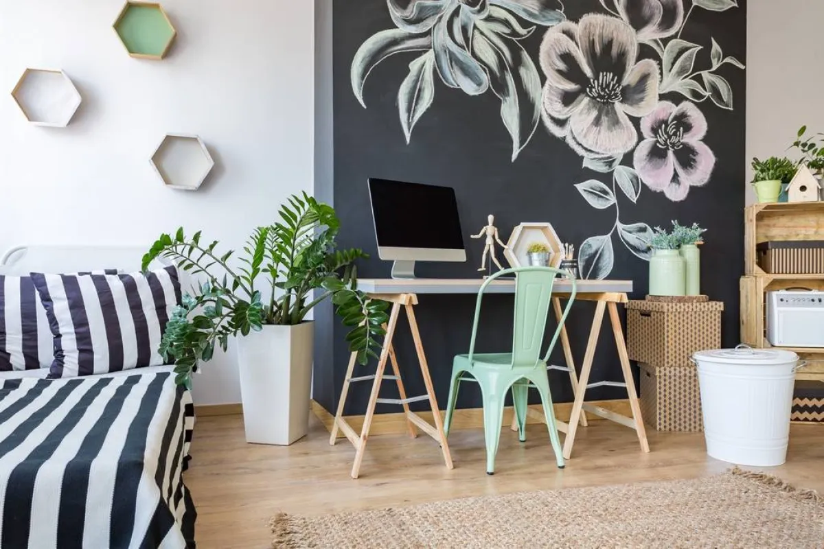 ديكورات في غرفة نوم الفتاة الجامعية