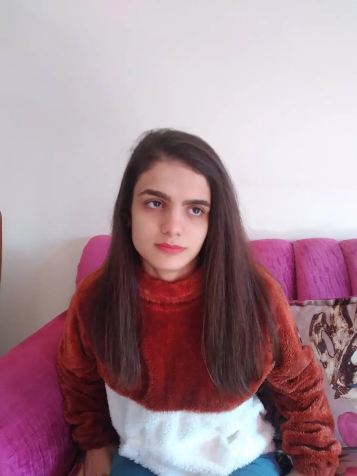 جنى بو كامل