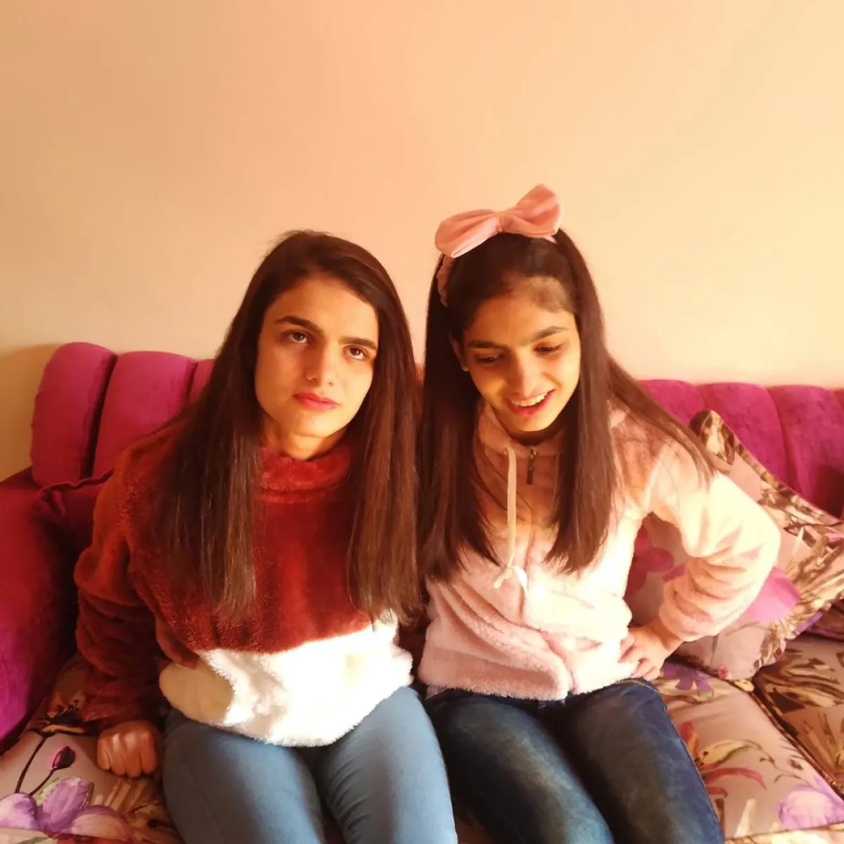 غنى وجنى بو كامل 