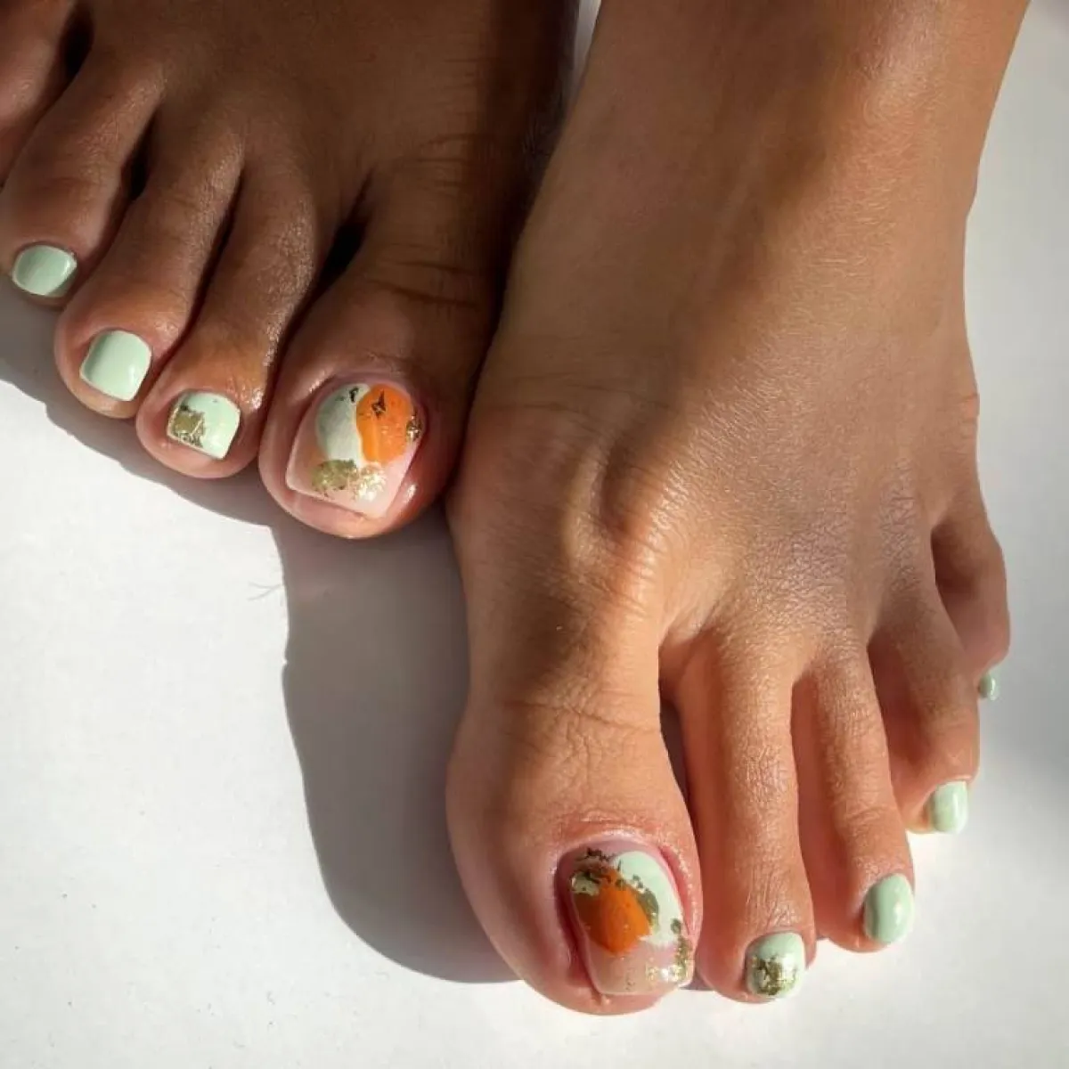 رسومات مناكير - الصورة من حساب rupak_pedicurist.nail الرسمي على إنستغرام