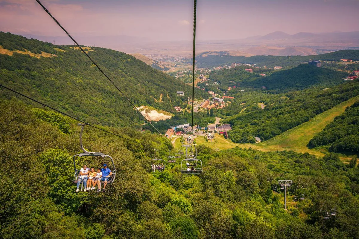 تساجكادزور