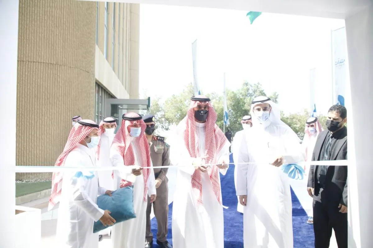 تدشين مركز دعم المنشآت التابع للهيئة العامة للمنشآت الصغيرة والمتوسطة 