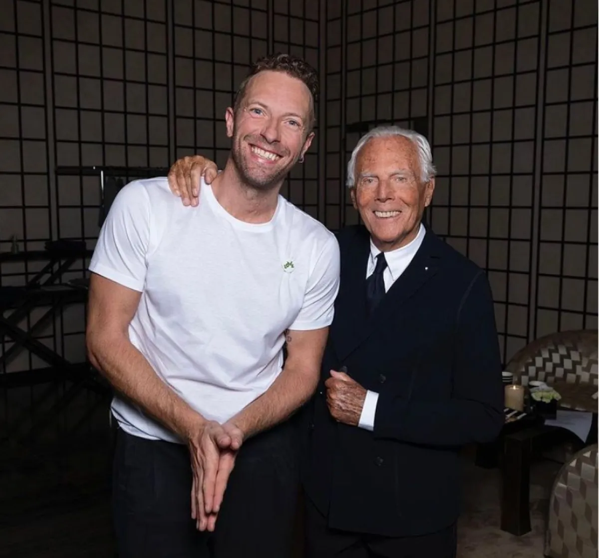 أرماني مع النجم كريس مارتن- الصورة من حساب المصور ستيفانو غوينداني على انستغرام