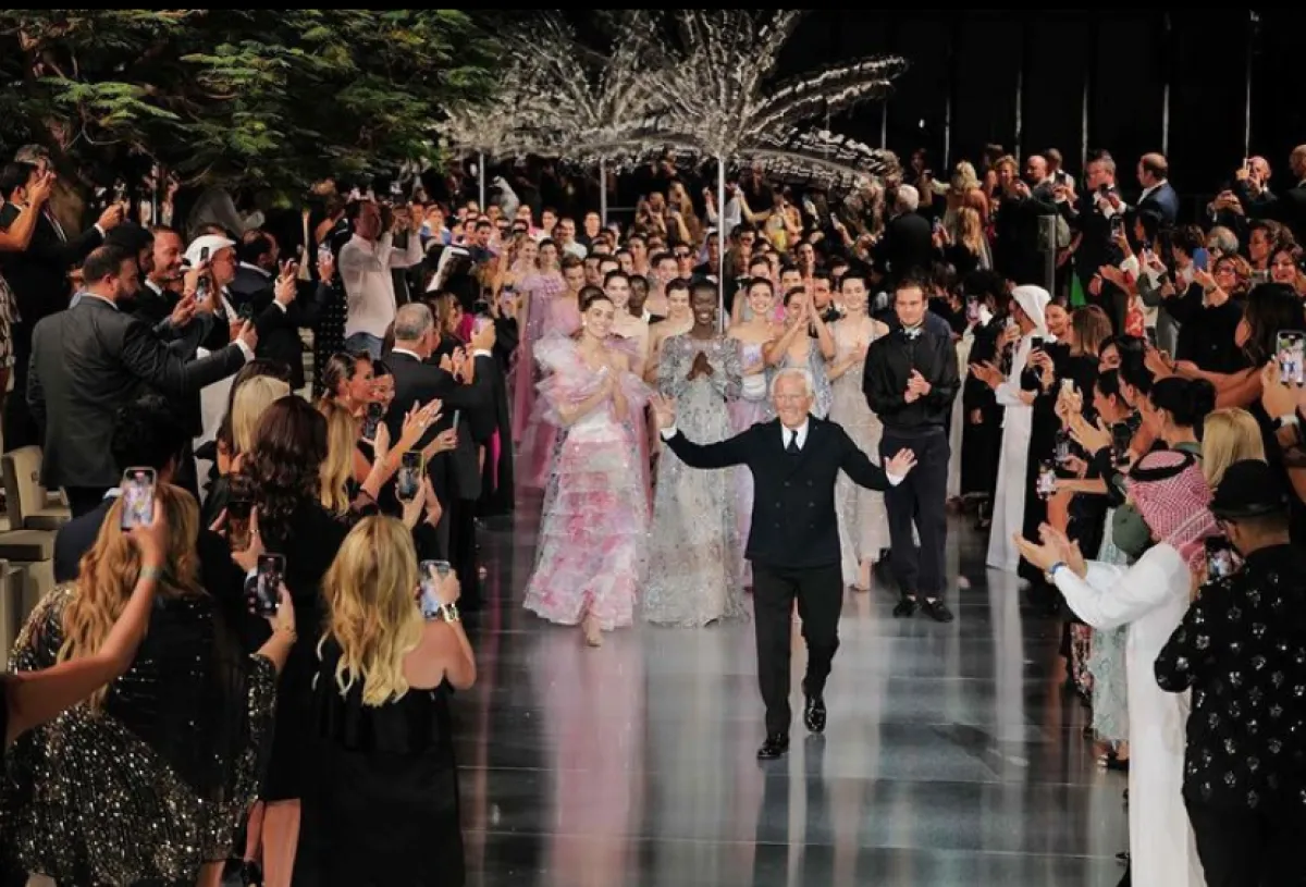 عرض جيورجيو أرماني في دبي- الصورة من حساب المصور ستيفانو غوينداني على انستغرام