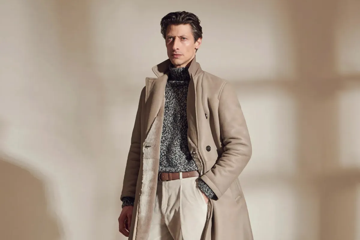 معطف طويل كلاسيكي من بريوني Brioni