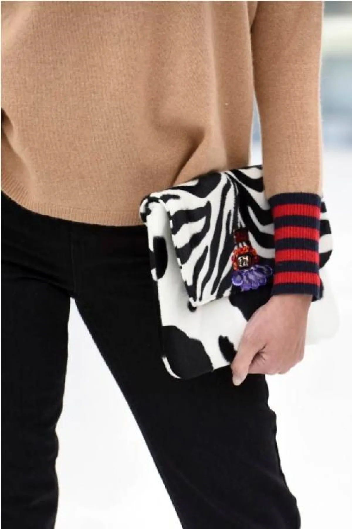 حقيبة منقوشة من فلاينغ سولو  Flying Solo