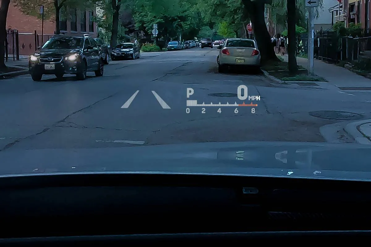 الشاشة تجعل القيادة أكثر أمانا