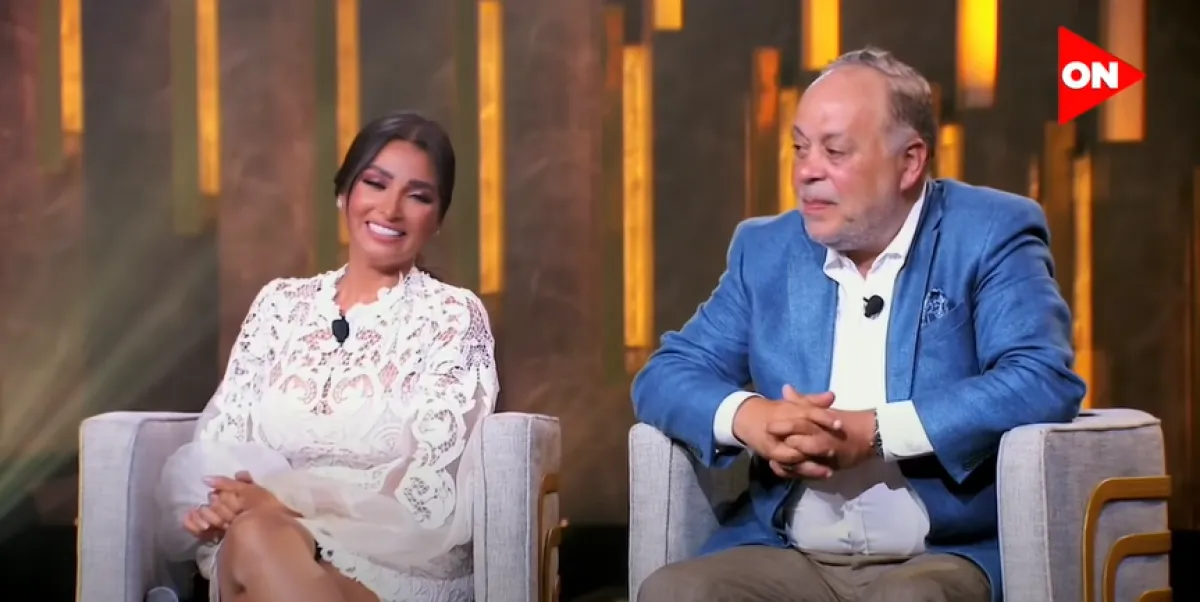 أشرف زكي وروجينا - الصورة من حساب قناة أون على يوتيوب