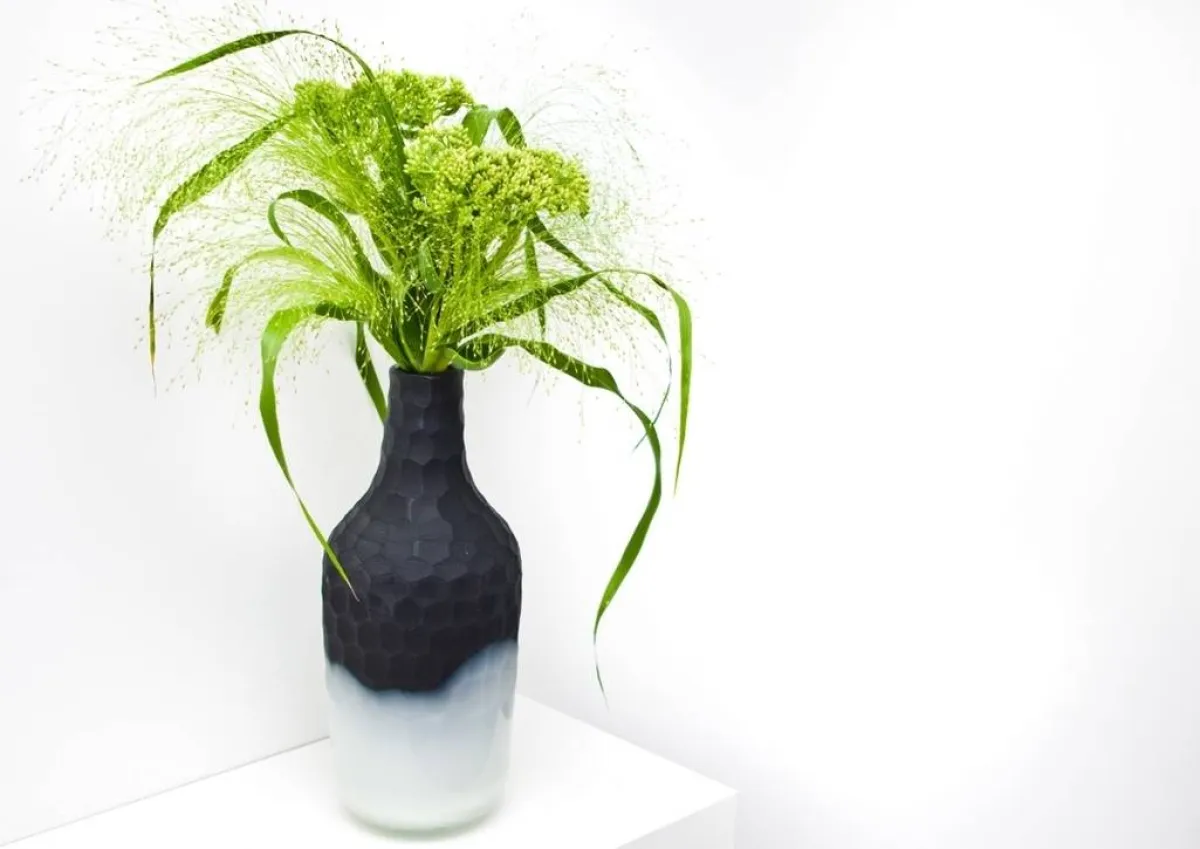 مزهريّة من الـ"أونيكس"