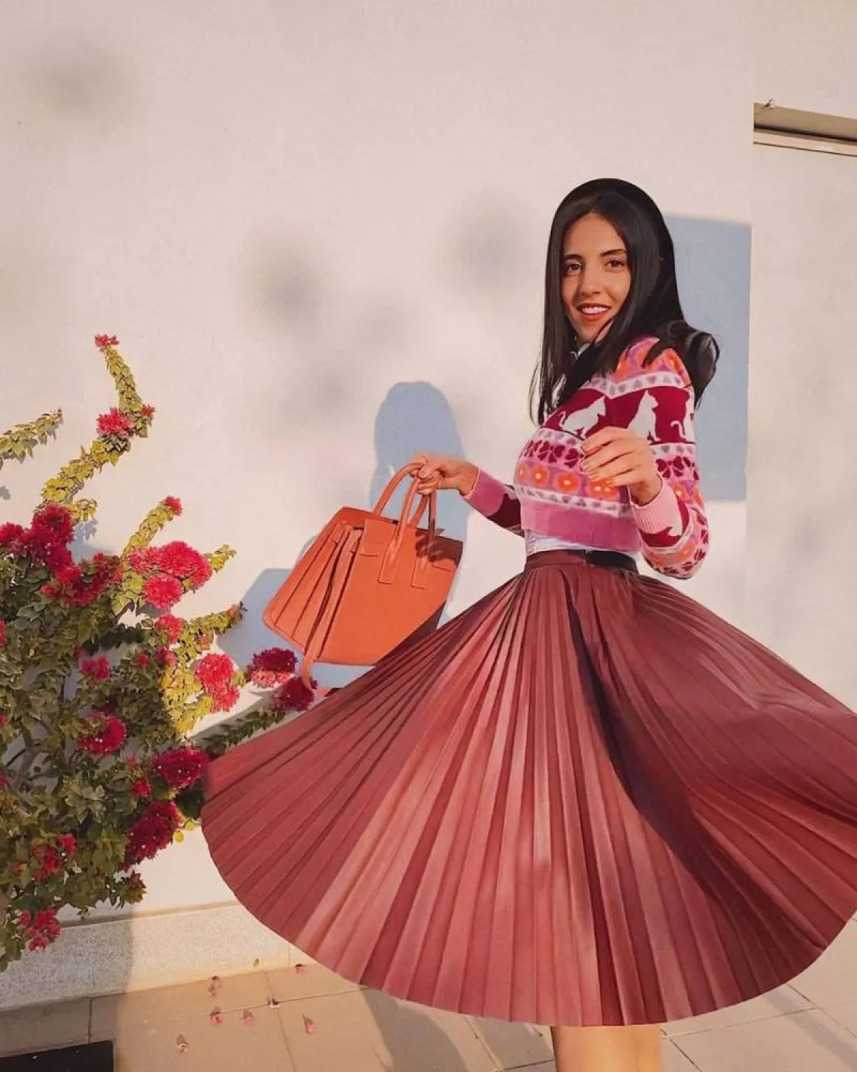 هادية غالب بإطلالة كلاسيكية