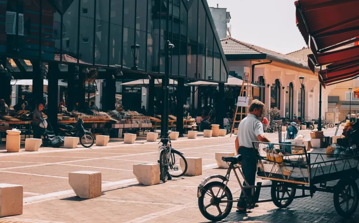 تيرانا هي واحدة من أجمل المدن في أوروبا