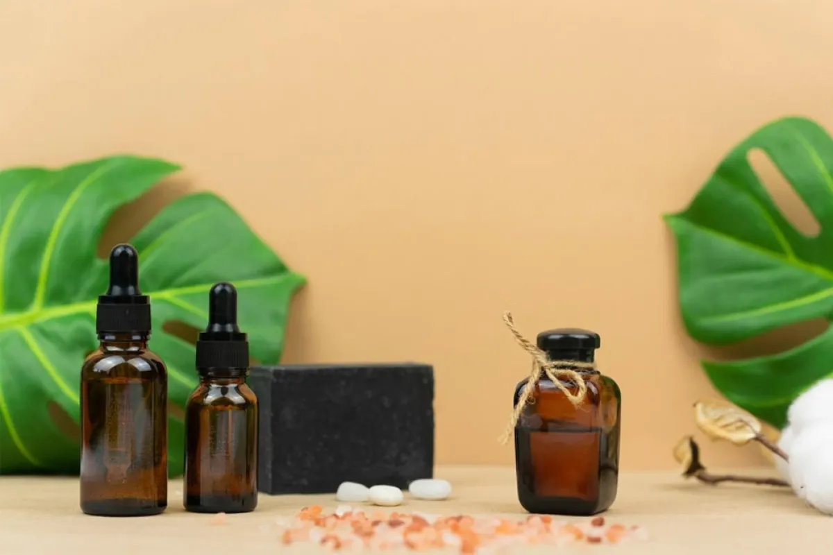 خليط من نبات السعد