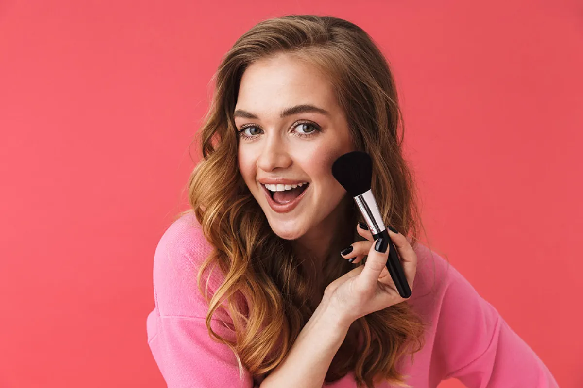 أفضل بلاش لبشرة متوردة بشكل طبيعي