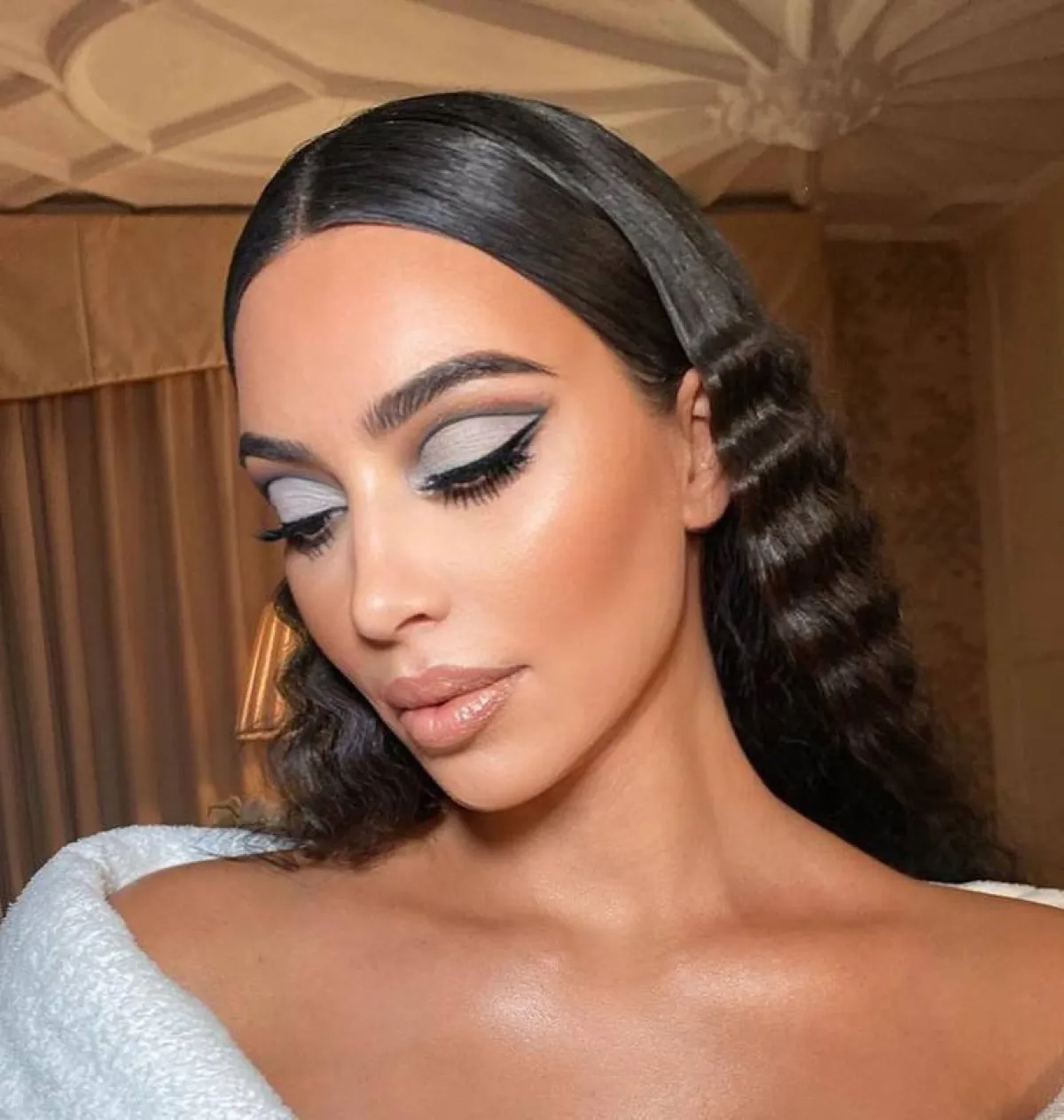 موضة الأيلاينر الغرافيكي