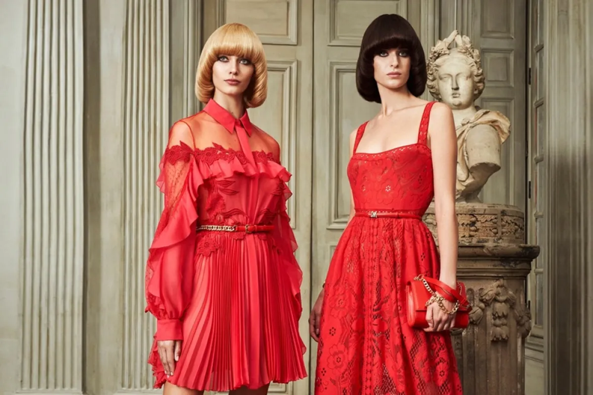 أسبوع باريس للموضة يوجه صرخة ضد التحرش بالنساء!