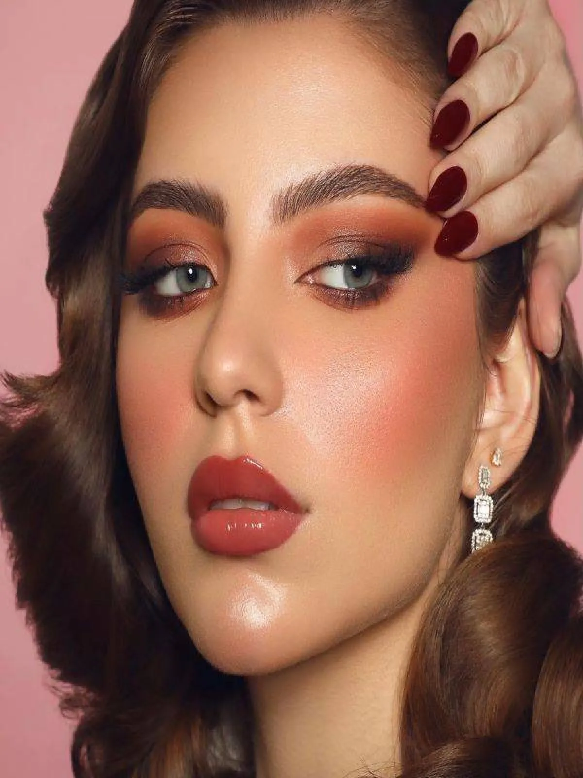 مكياج عينين خريفي