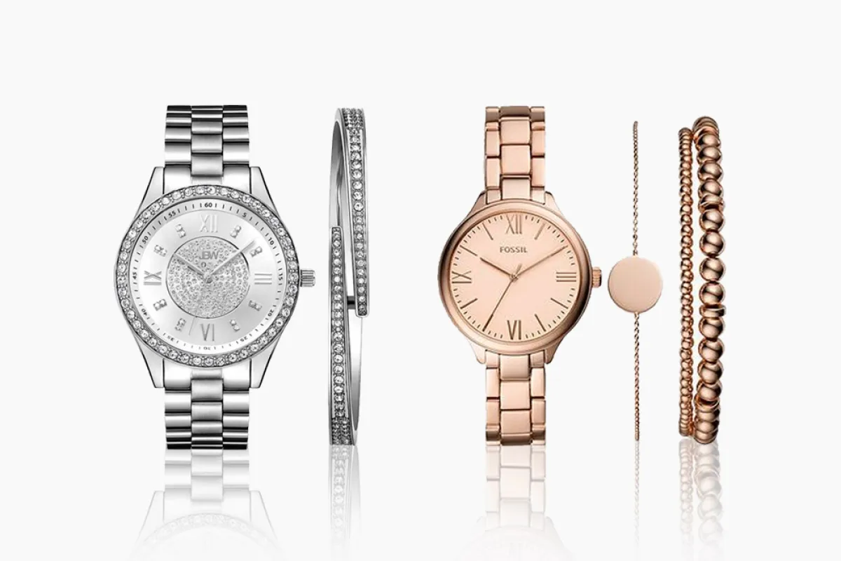 ساعات يد أنيقة مع أساور 2022