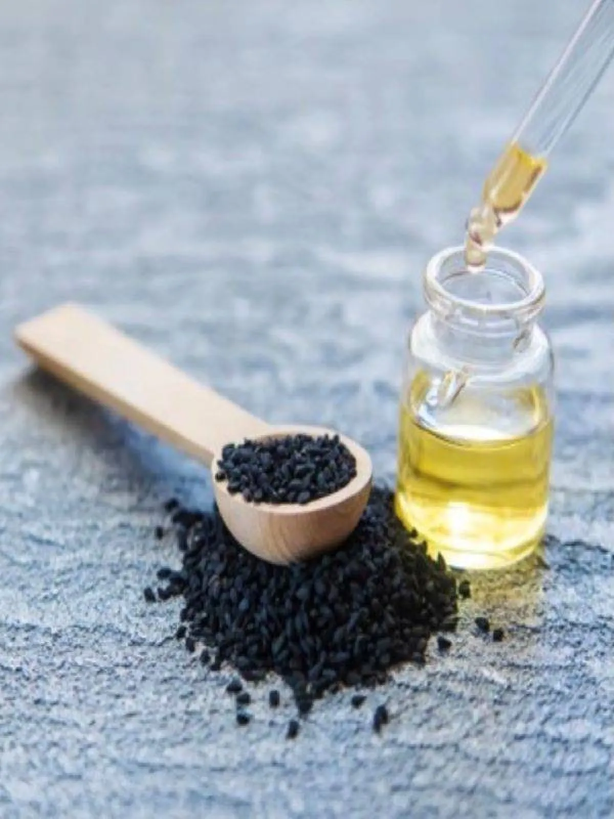 زيت حبة البركة للشيب