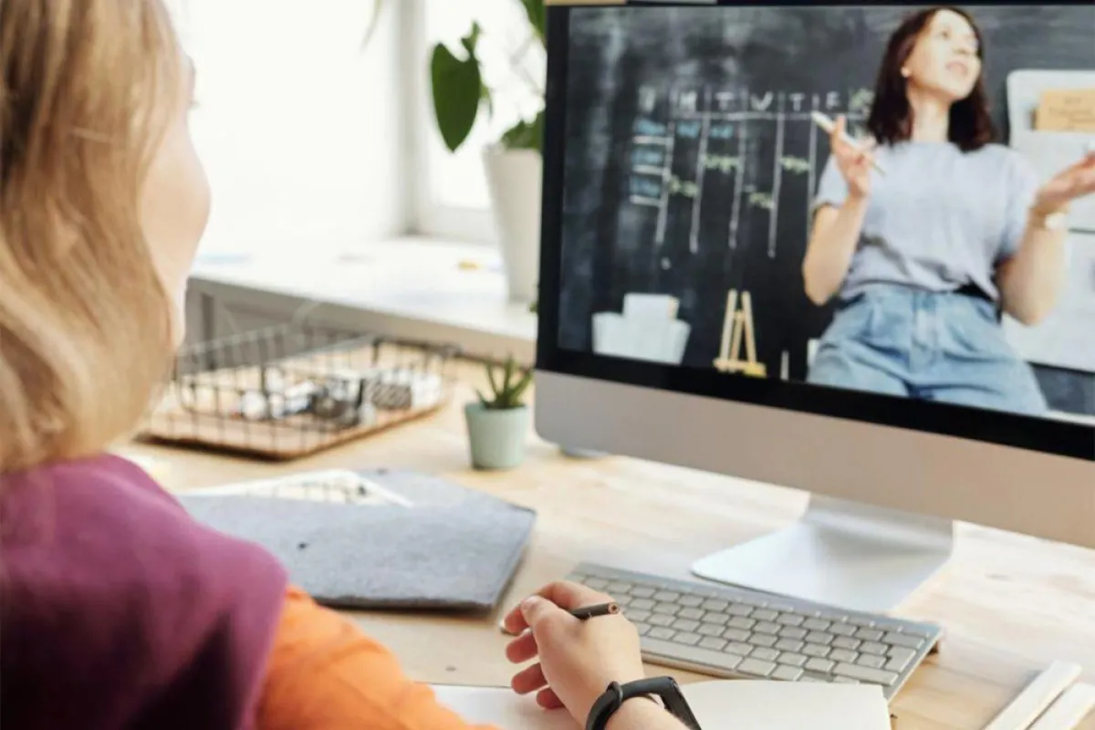 العودة الحضورية إلى المدارس