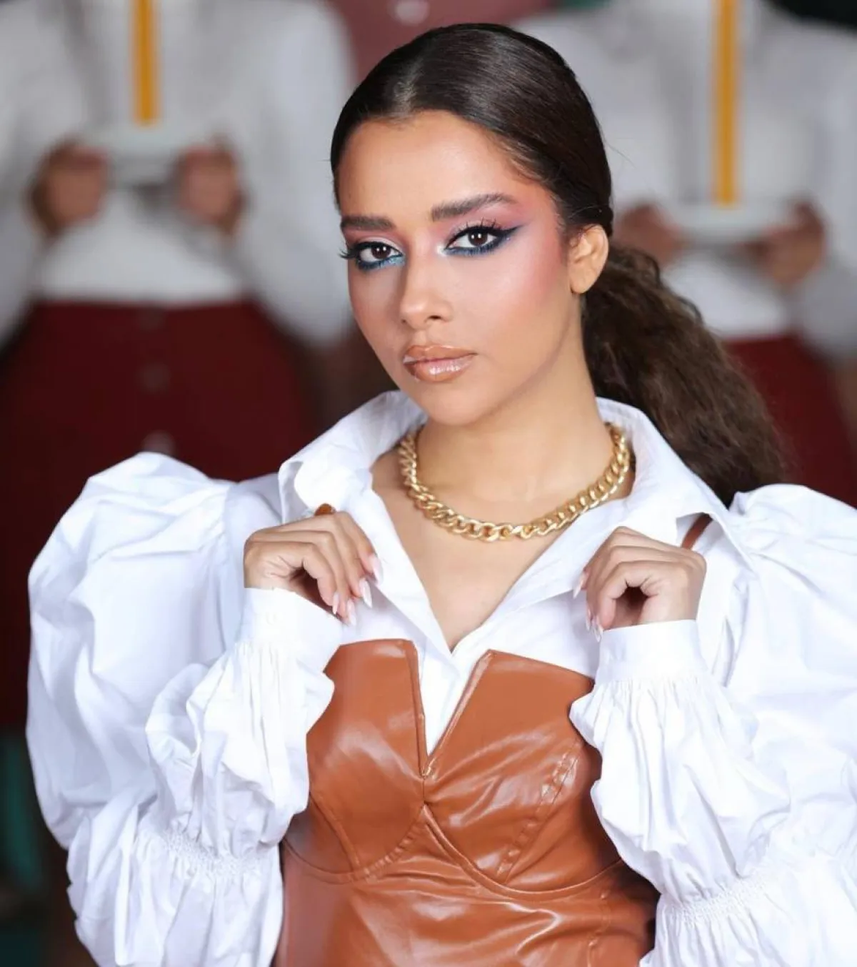 مكياج عيون أزرق براق من بلقيس فتحي