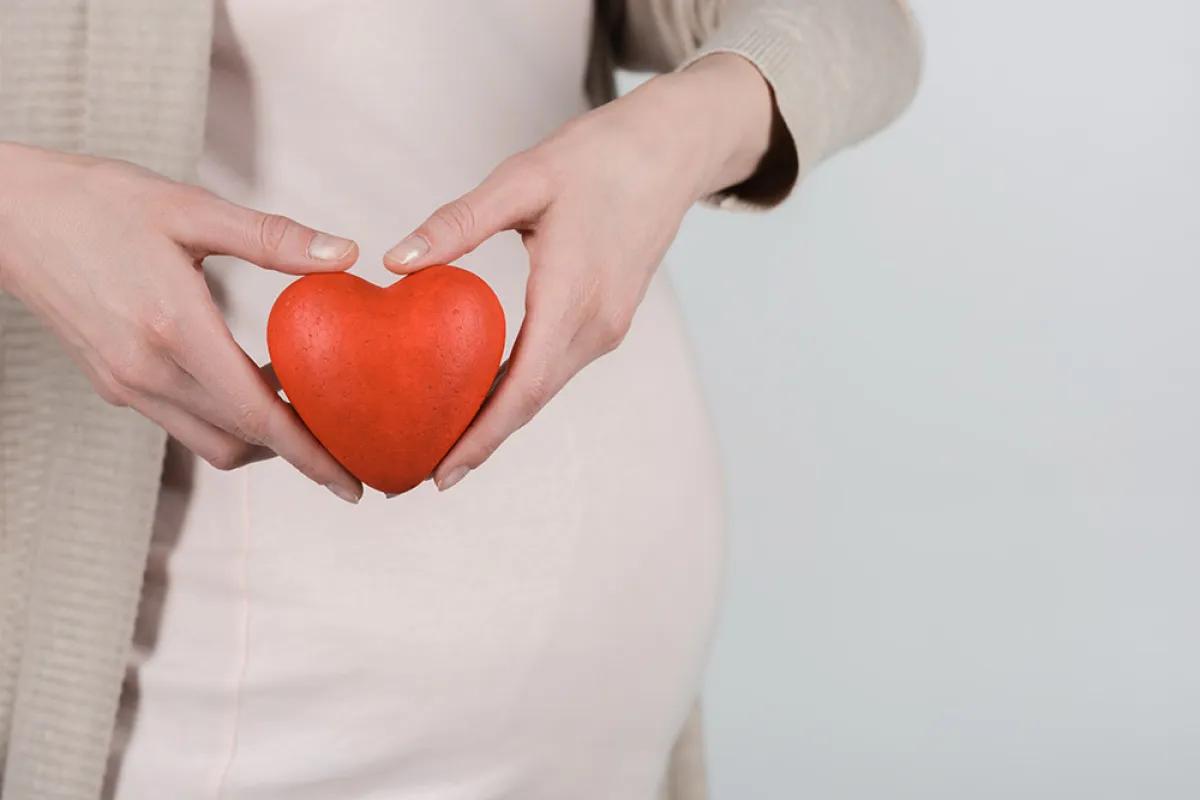 أعراض الشهر الثالث من الحمل