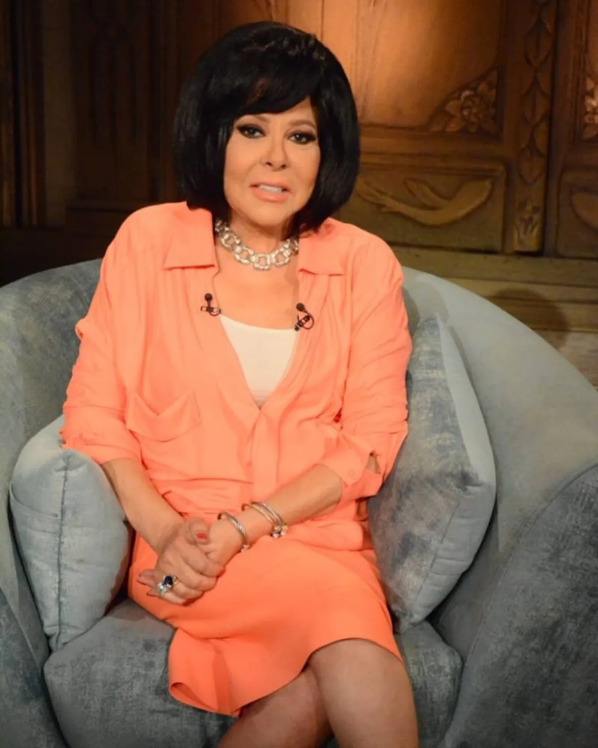  إسعاد يونس - الصورة من صفحتها الرسمية على فيسبوك